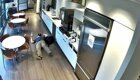 Хитрый американец сымитировал травму в кафе, чтобы получить деньги с владельца