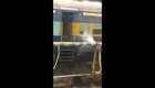 Всем охладиться! Водный сюрприз для пассажиров поезда в Индии