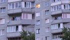 В Калининграде житель дома радует своих соседей музыкальными композициями
