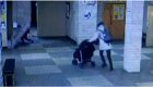 Мальчика придавило массивной дверью в киевской поликлинике