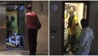 Двери открываются: француз устраивает неожиданные и дерзкие розыгрыши в лифте