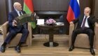 "Почему россиян не спросили?": реакция на кредит в 3 миллиарда долларов для Беларуси