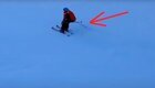 Беспечный лыжник едва не погиб, упав в яму с ледяной водой в Сочи