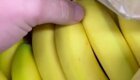 Сюрприз в связке бананов 