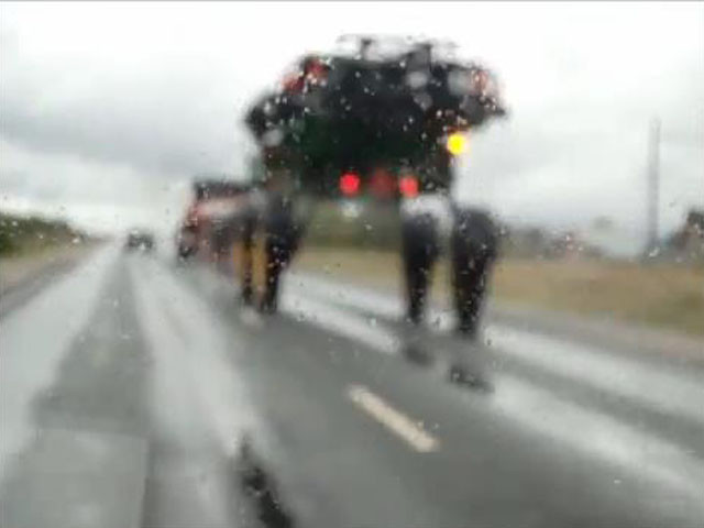 НЛО на дороге