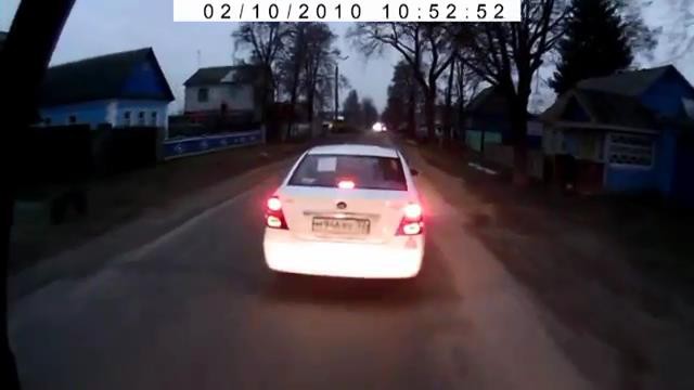 Учитель на дороге