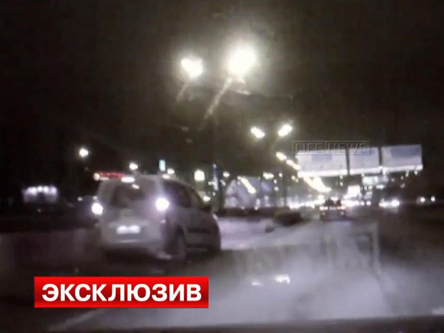 Рабочие выжили в страшном ДТП на МКАД