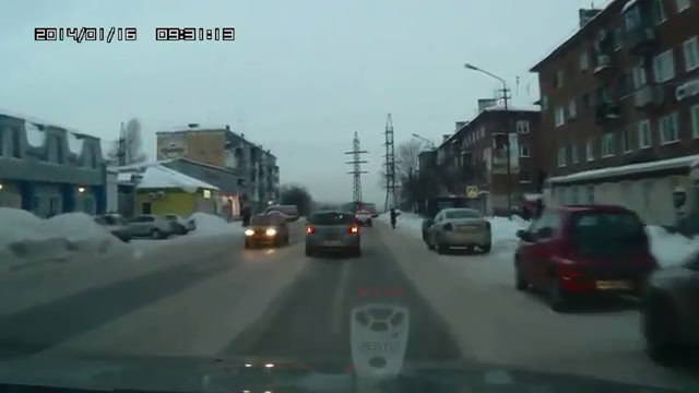 Авария дня 1365. Зачем смотреть по сторонам