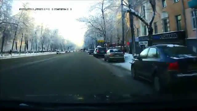 Примагнитило