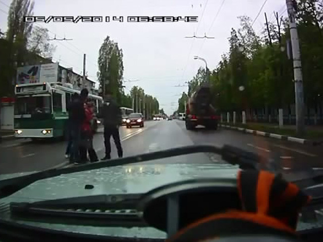 Хруст сбил женщину