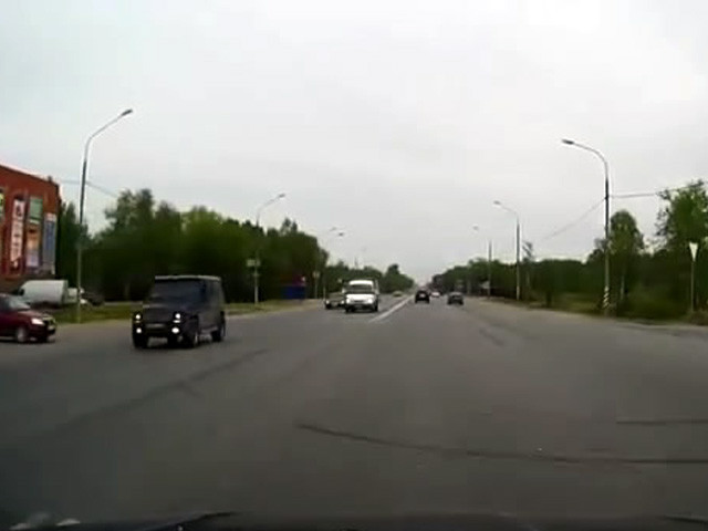 Столкнулись два BMW