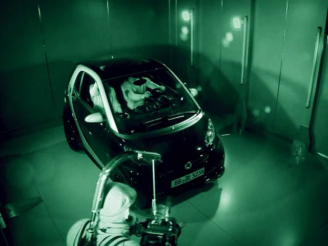 Угадай автомобиль в полной темноте