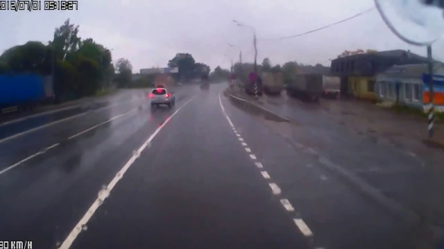 Технично припарковался