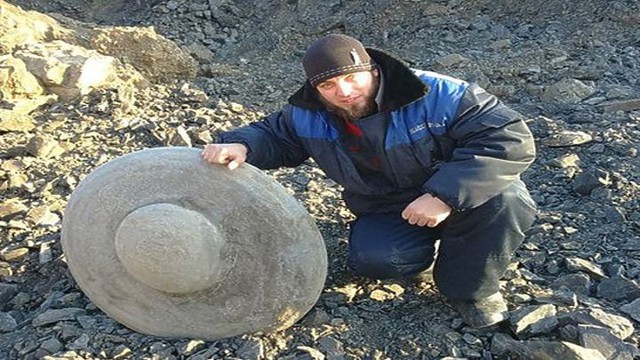 В Кузбассе горняки откопали "летающую тарелку"