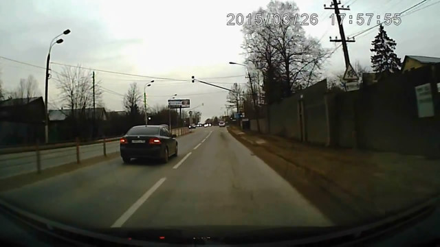 Авария дня 1890. Saab vs Navara