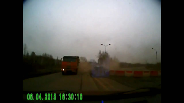 Авария дня 1898. Влетел в Камаз