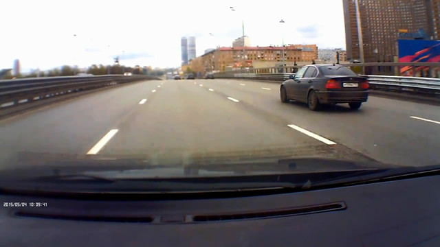 Разнес тачку на ровном месте