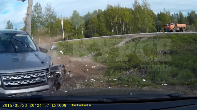 Парень угнал машину дяди и устроил два ДТП