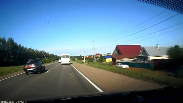 Самоликвидировался в кювет