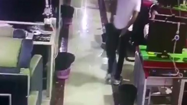 Вычислил по IP