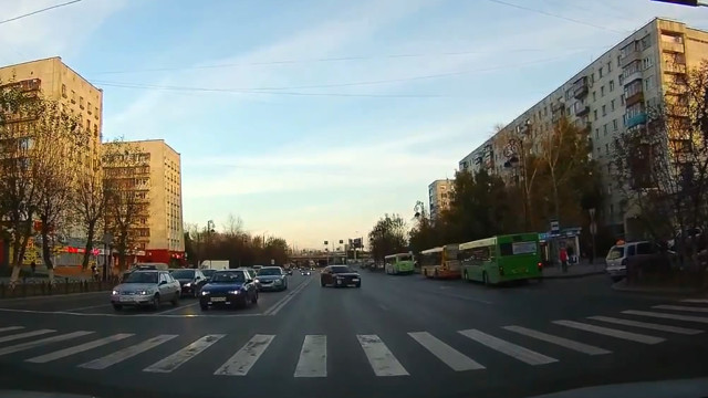 Лансер решил срезать путь