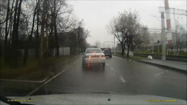 Классика с обгоняющим и поворачивающим