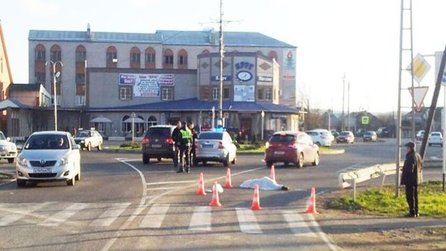 Водитель грузовика насмерть сбил женщину и скрылся с места ДТП  