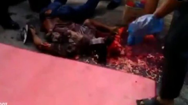 Жуткая смерть под колёсами грузовика