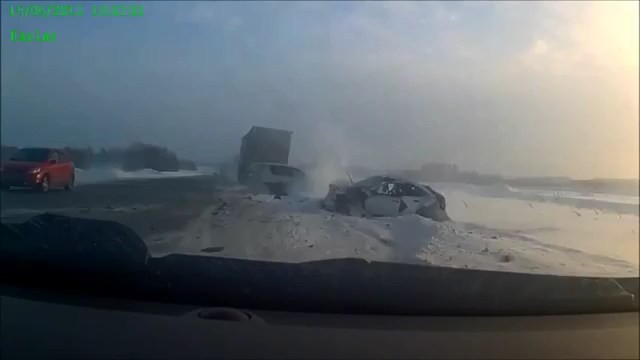 Авария дня. Пожилой водитель погиб в ДТП с фурой