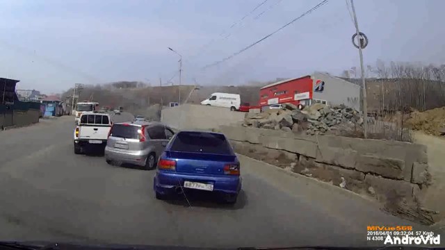 Протаранил субарик