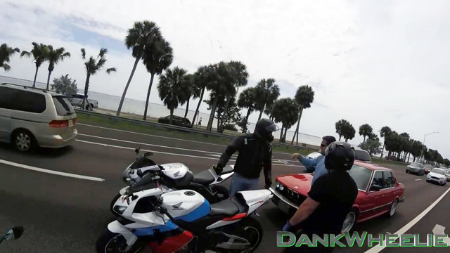 Американские хрусты против водителя BMW