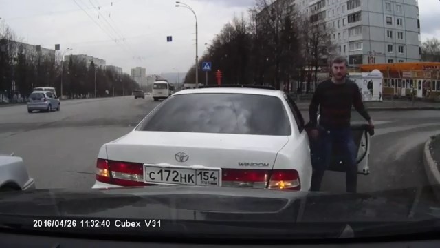 Конфликт на дороге в Кемерово