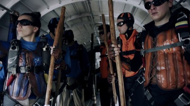 Поклонники «Гарри Поттера» сыграли в настоящий квиддич на высоте 4000 метров