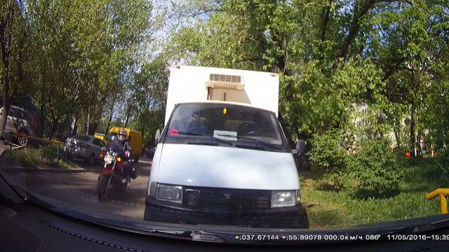 Мотоциклист решил самоутвердиться