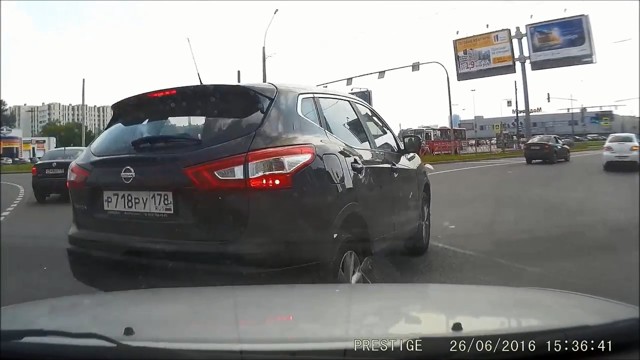 Даже не пытался избежать столкновения