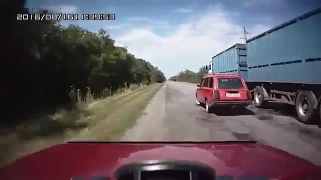 Снял свой дурной поступок на две камеры