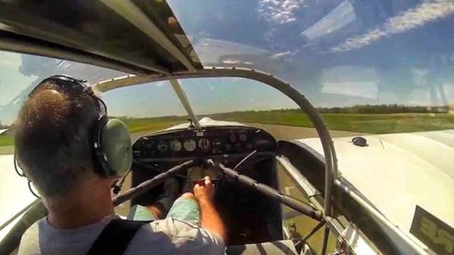Когда отвалился пропеллер, этот пилот не запаниковал и смог посадить самолет