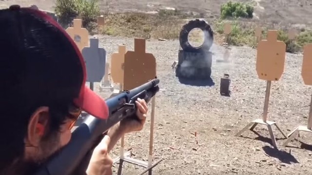 Cтарина Киану Ривз всё еще в отличный форме