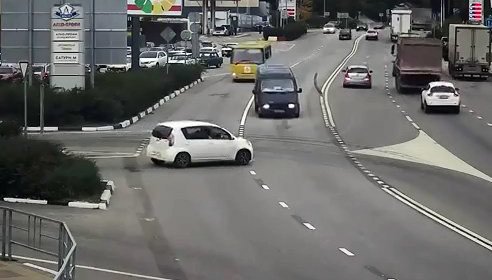 Авария дня. Женщина на праворульке