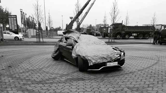 Mercedes-AMG C 63 S разбили во время дрифта
