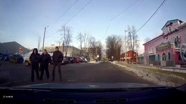 Конфликт с полицейскими в Сергиевом Пасаде