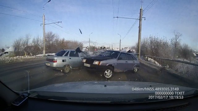 Жесткое стоглкновение ВАЗов в Кургане