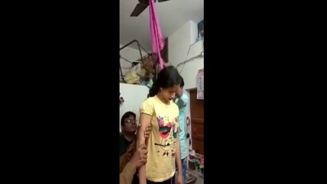 Молодая индианка была найдена повешенной на вентиляторе