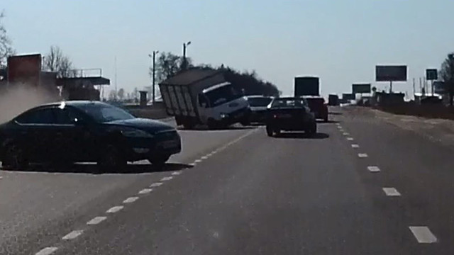 Под Курском произошло ДТП с участием пяти машин