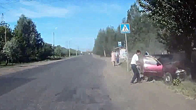 Авария дня. Нексия насмерть сбила мужчину на остановке