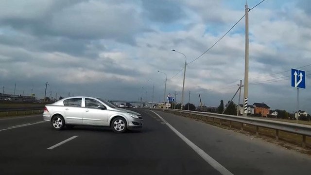 Зато посигналил: авария на трассе в Краснодаре