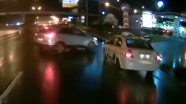 Свернуть на заправку любой ценой