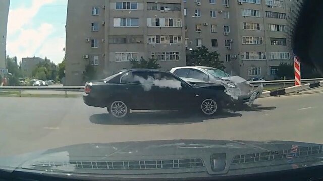 Вот это разворот! В Ейске пострадала автомобилистка