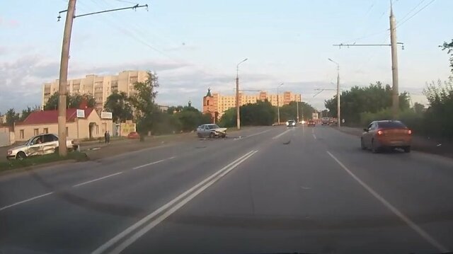 Авария дня. Нетрезвый пилот устроил ДТП в Кургане