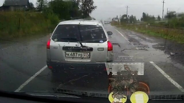 Ямы на дорогах в Хабаровском крае: ДТП из-за несоблюдения дистанции